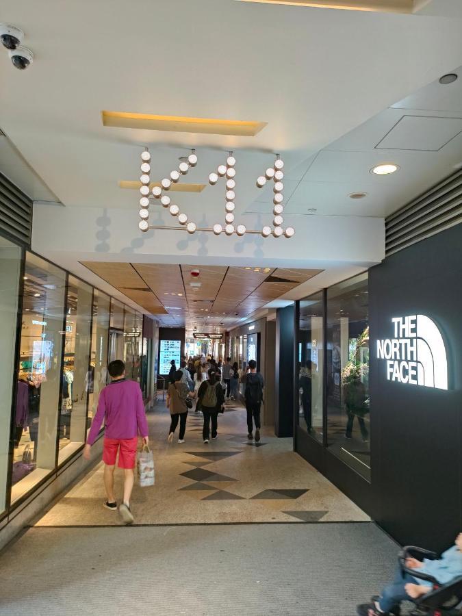 L'escale Hong Kong